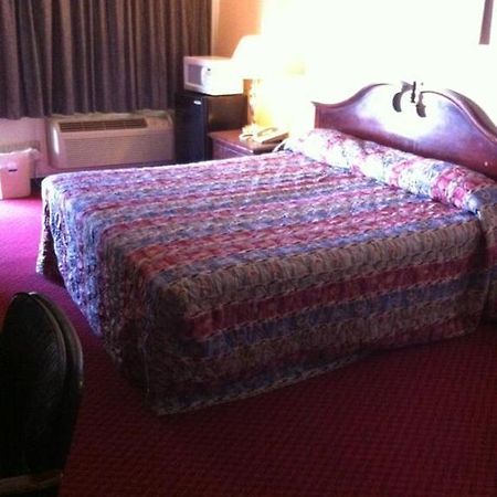 Midtown Motel Newport News Pokoj fotografie
